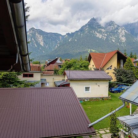 Pensiunea Montan Busteni Exterior photo