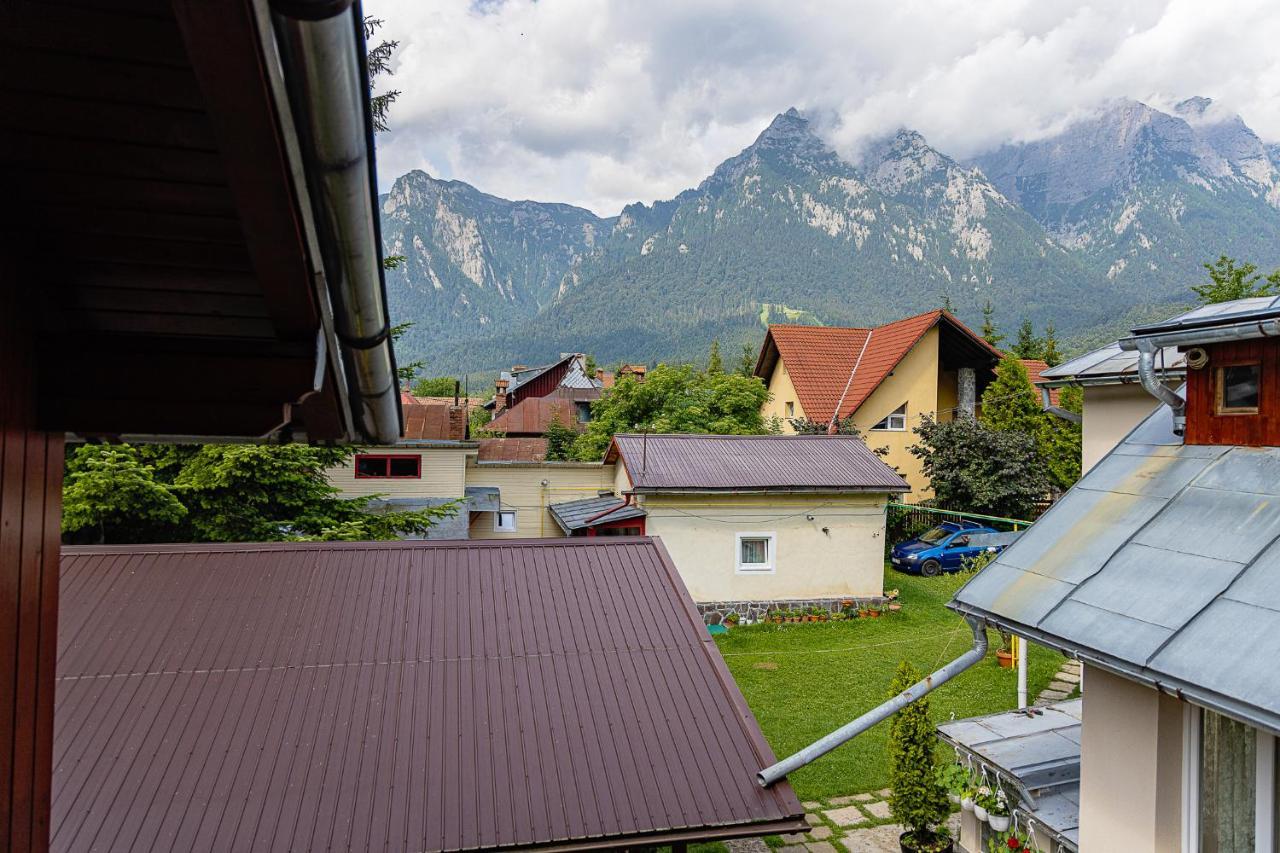 Pensiunea Montan Busteni Exterior photo